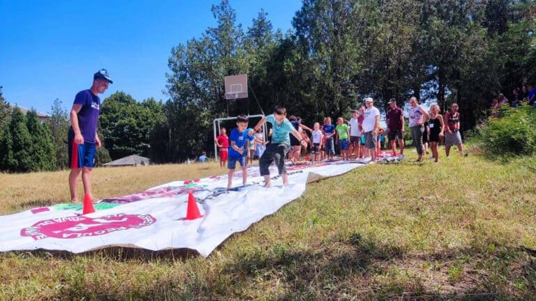 Покажи им Иисуса… - Семья Дьячук - imagine 3